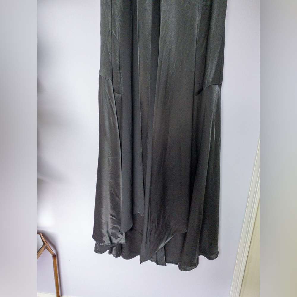 ELLIAT | Barcelona Satin Maxi Dress - Picture 13 of 16